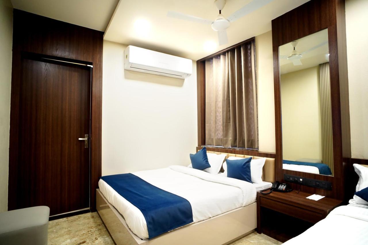 Hotel Rich Comfort Аджмер Екстериор снимка