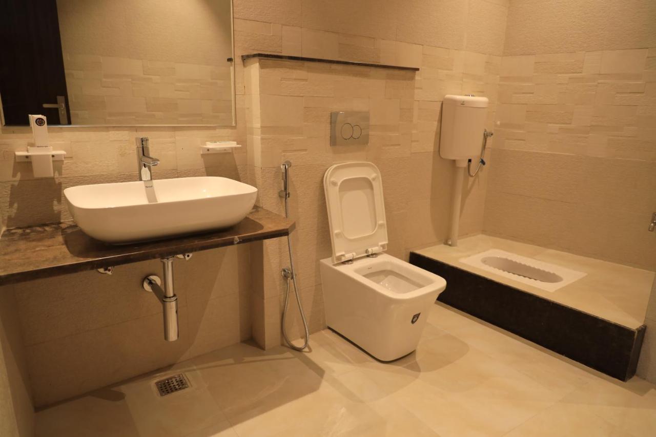 Hotel Rich Comfort Аджмер Екстериор снимка