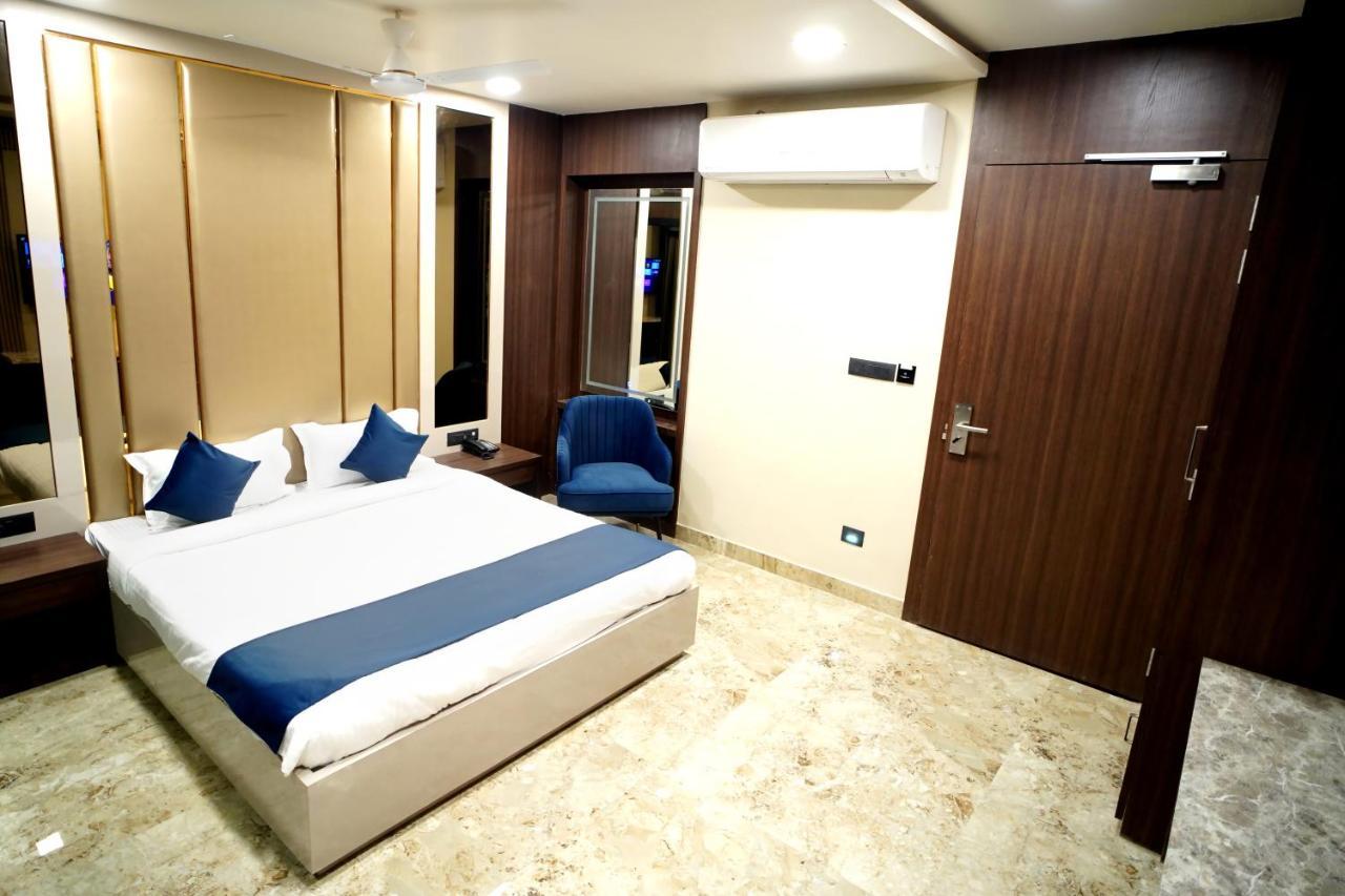 Hotel Rich Comfort Аджмер Екстериор снимка