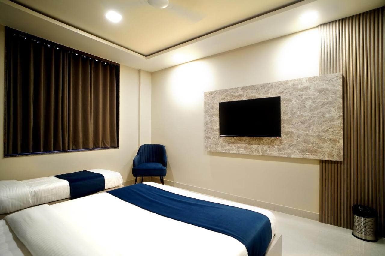 Hotel Rich Comfort Аджмер Екстериор снимка